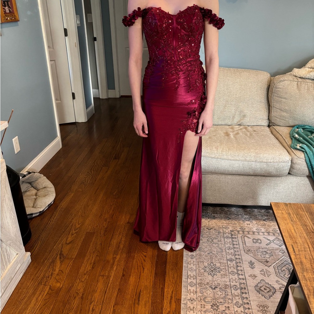 STACEES Prom Dress. NEVER WORN - Picture 11 of 11